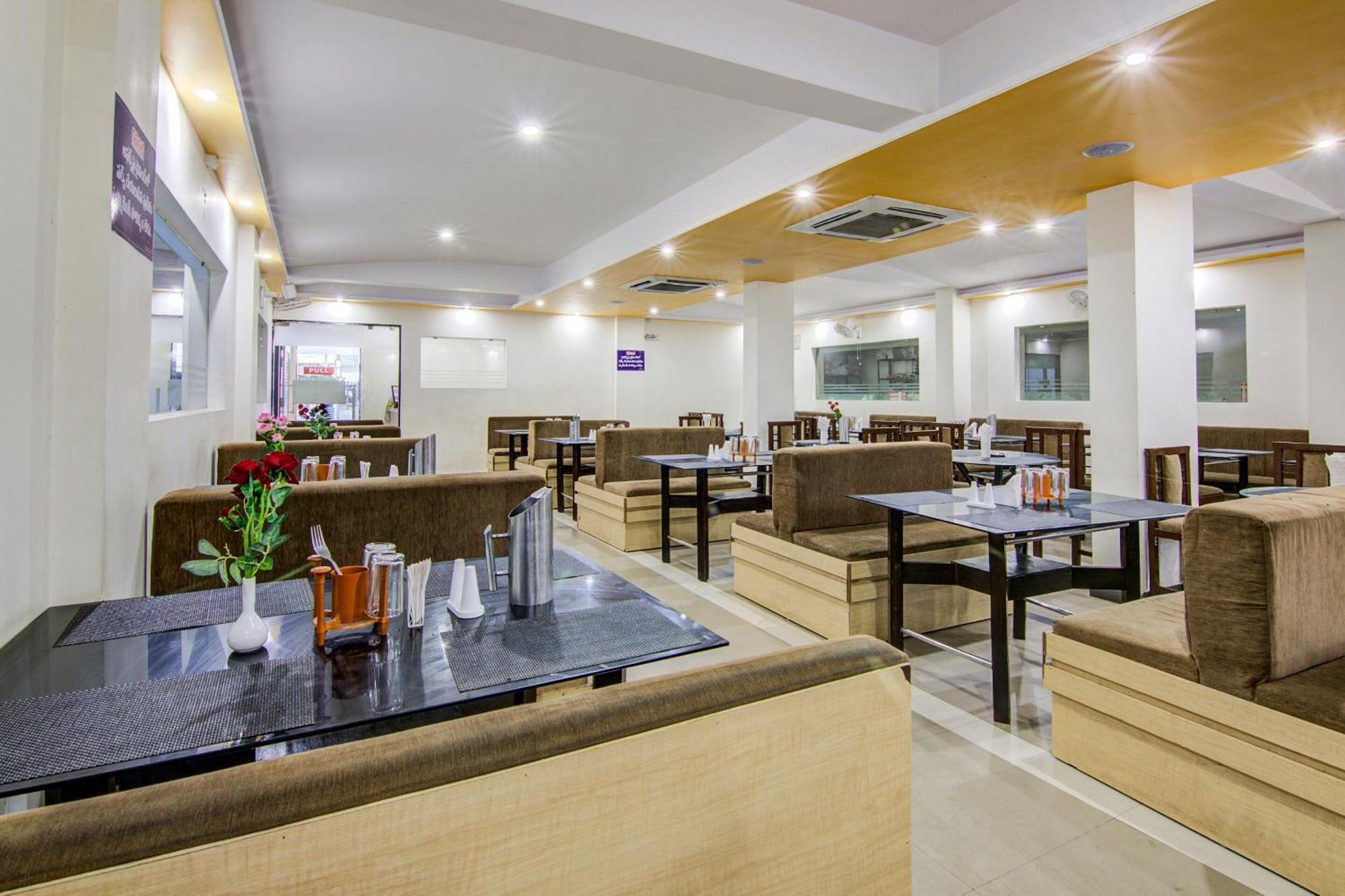 Collection O Spar Grand Hotel Visakhapatnam Bagian luar foto