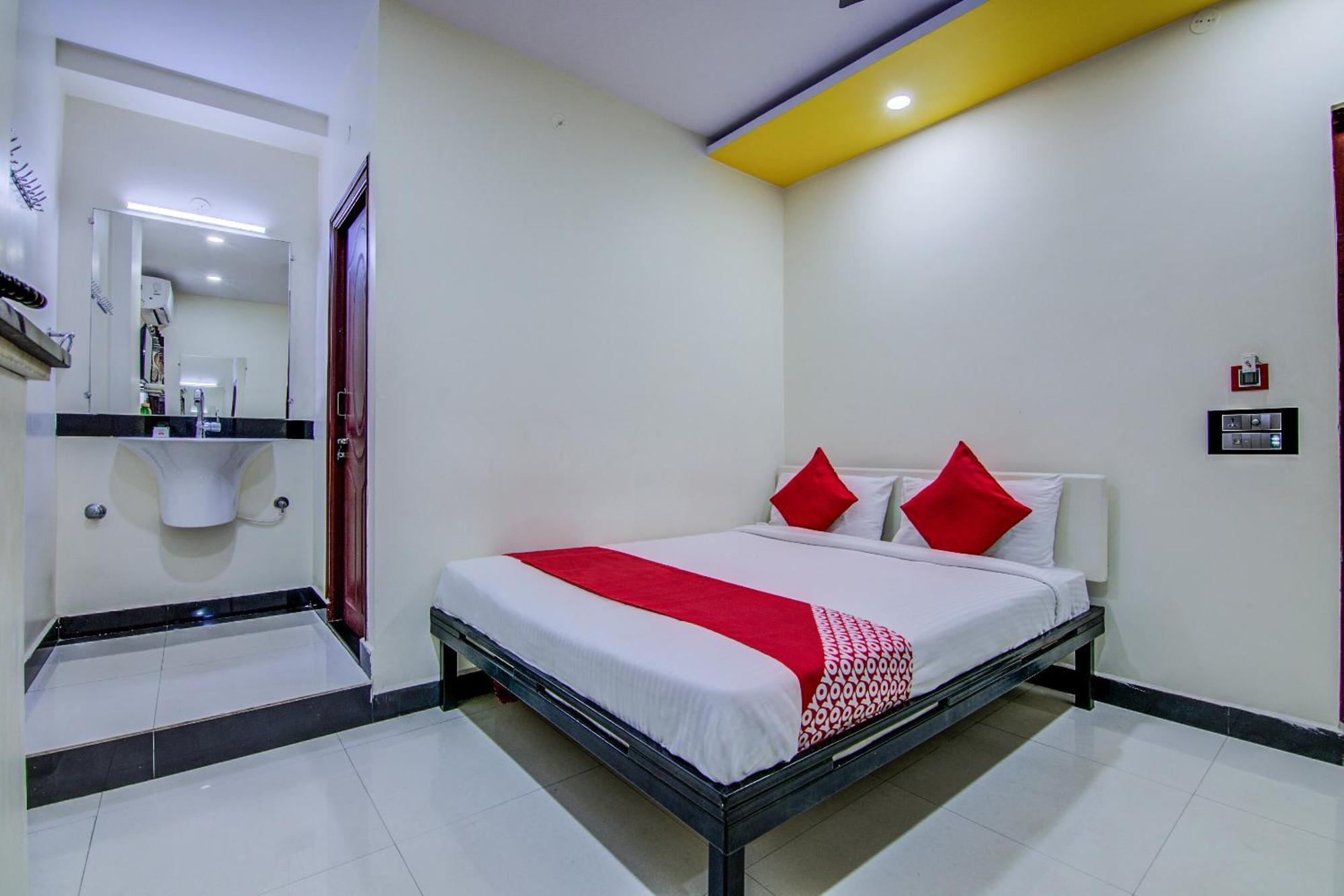 Collection O Spar Grand Hotel Visakhapatnam Bagian luar foto